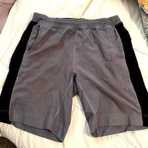 Ens XL lululemon work out shorts